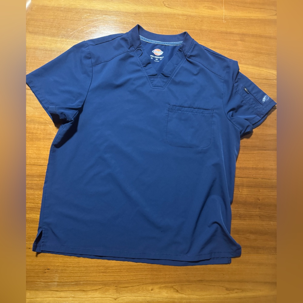 Men’s Dickies Men's Classic Blue Short Sleeve Scrub Top 2XL